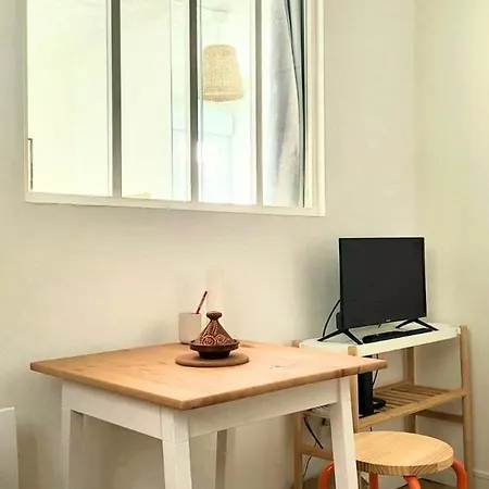 Zenday Proche De Paris * 塞纳河畔伊夫里